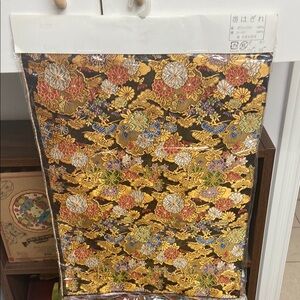 Vintage Japanese Floral Patterned Fabric with Gold Accents 70cm x 50cm NEW